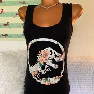 Jurassic Park Floral Tank Top Size Large ☠️🌹☠️